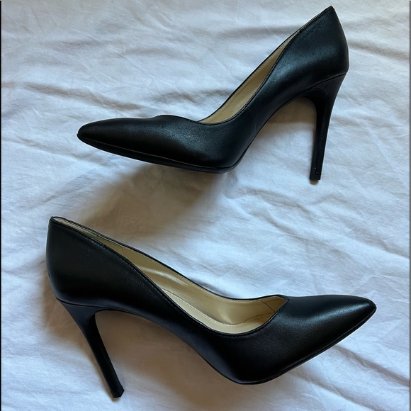 Jessica Simpson Black Leather Haneh Pump Sz 8 1/2 (39) Women’s - Picture 7 of 13